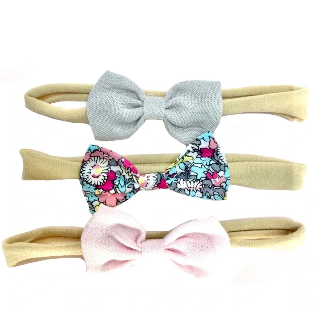 Girl's Light Gray, Floral & Light Pink Stretchy Bow Headbands Variety 3 Pack Set